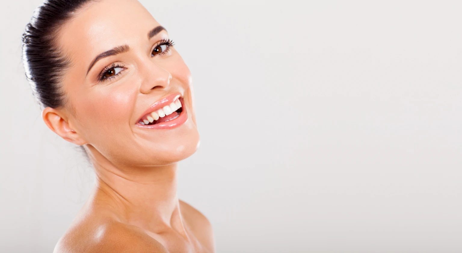 Transforma tu sonrisa en pocas sesiones con carillas dentales personalizadas